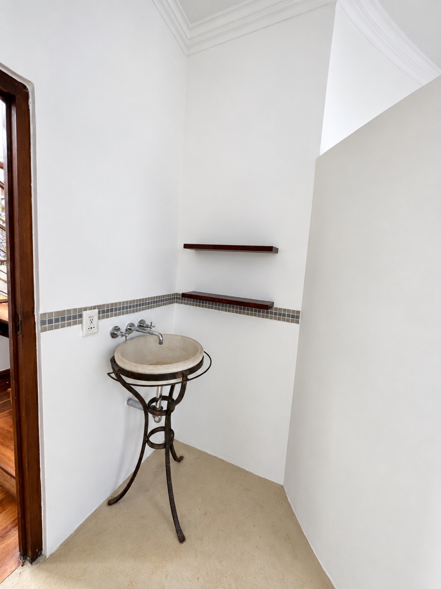 5 Bedroom Property for Sale in North Oaks Western Cape